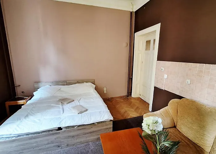 Key Vitosha Hostel *