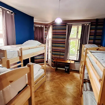 بيت شباب Key Vitosha